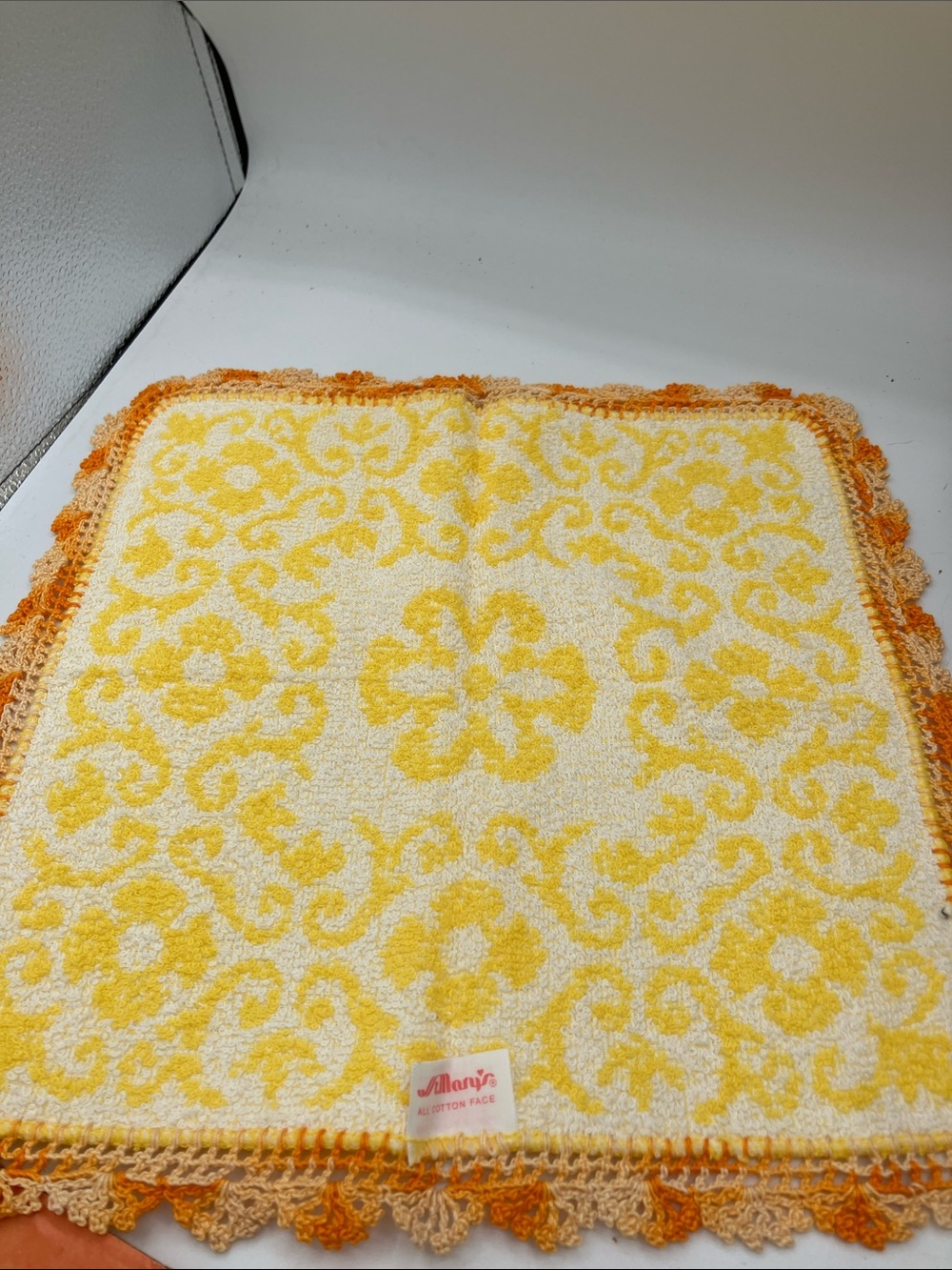Yellow Crochet-Trim Wash Cloth